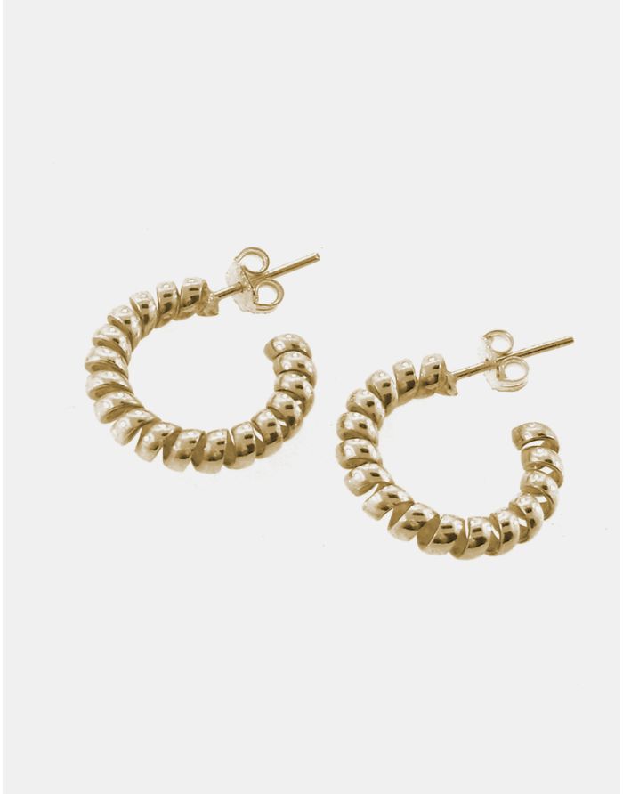 ARETES BY DANIEL
