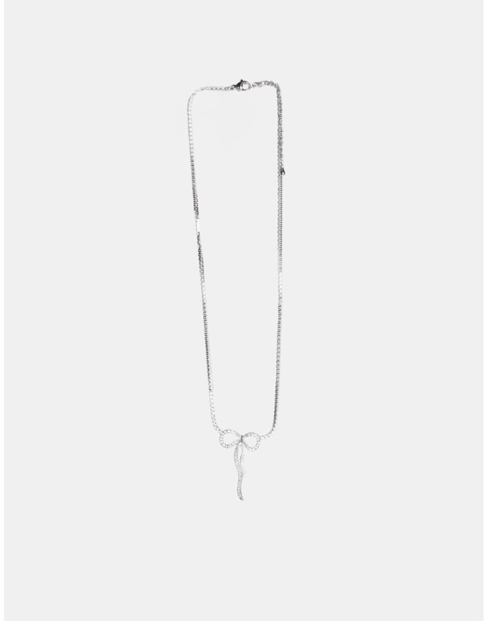 COLLAR CON FIJE EN FORMA DE MOÑO