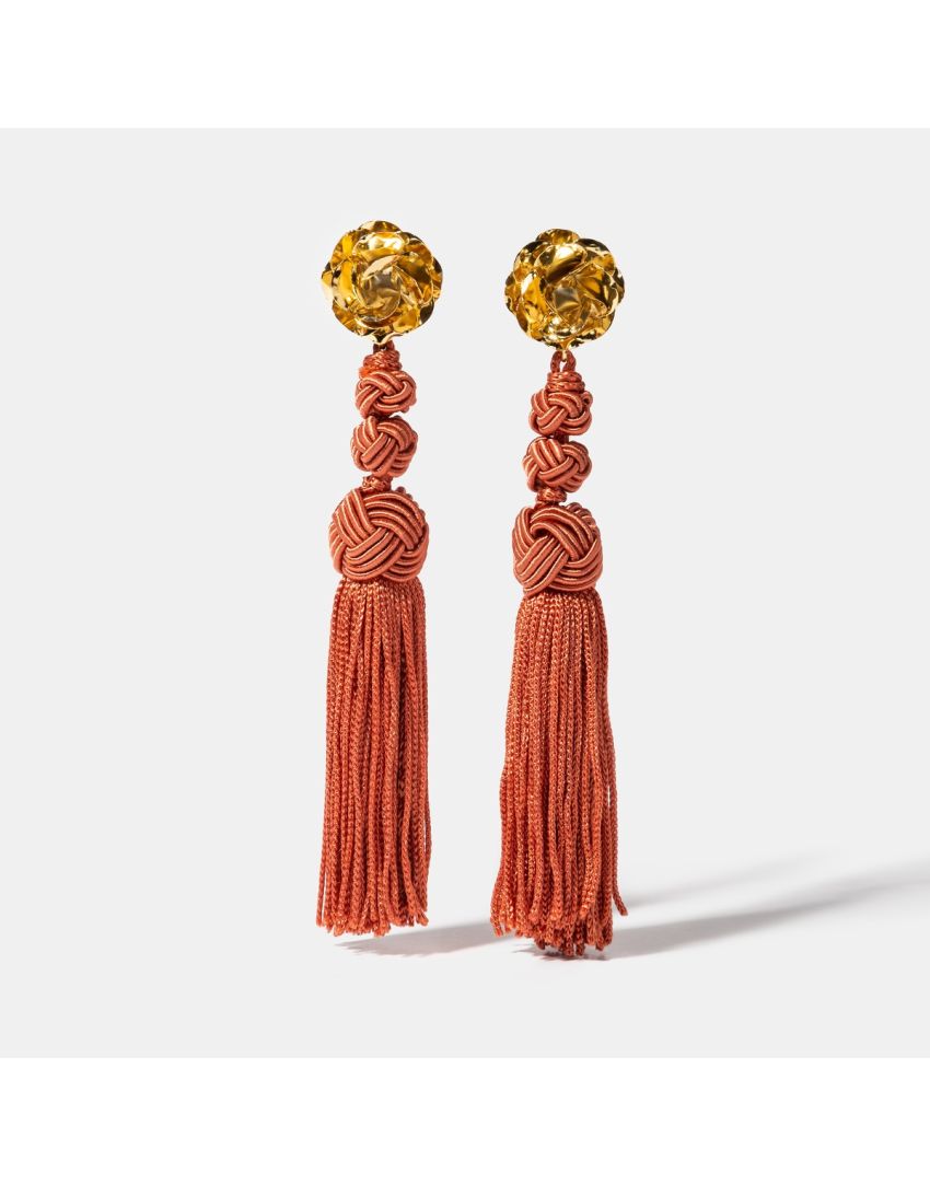 Aretes Flor con Hilo de Seda