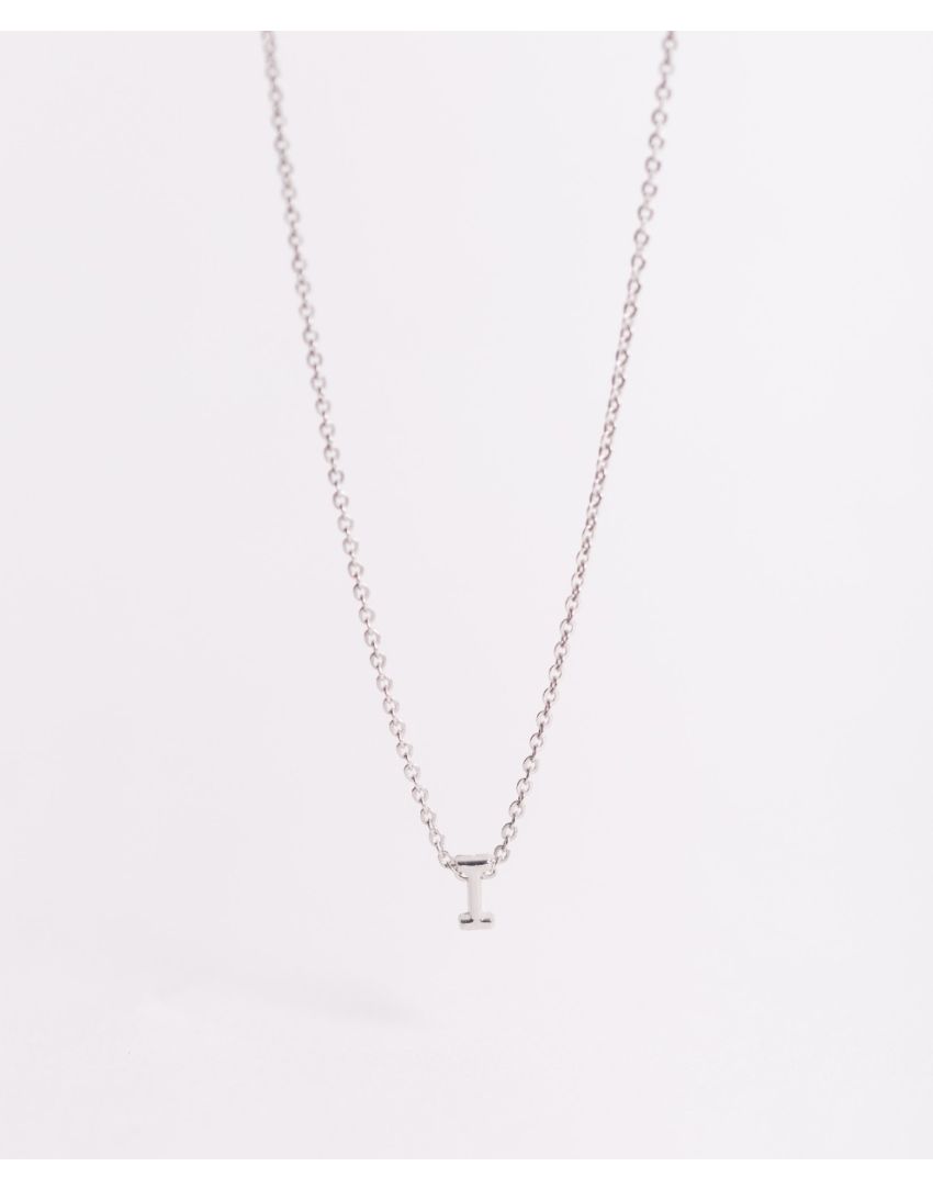 Collar con Inicial I
