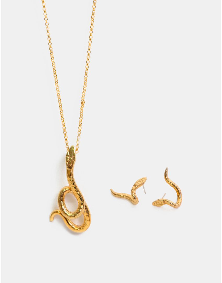 Set Poison  de Collar con dije y Aretes Poison 