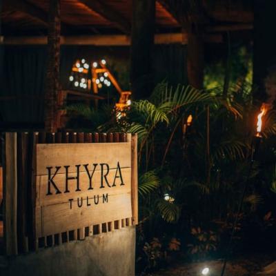 Khyra Tulum comida sin igual en un ambiente selvático